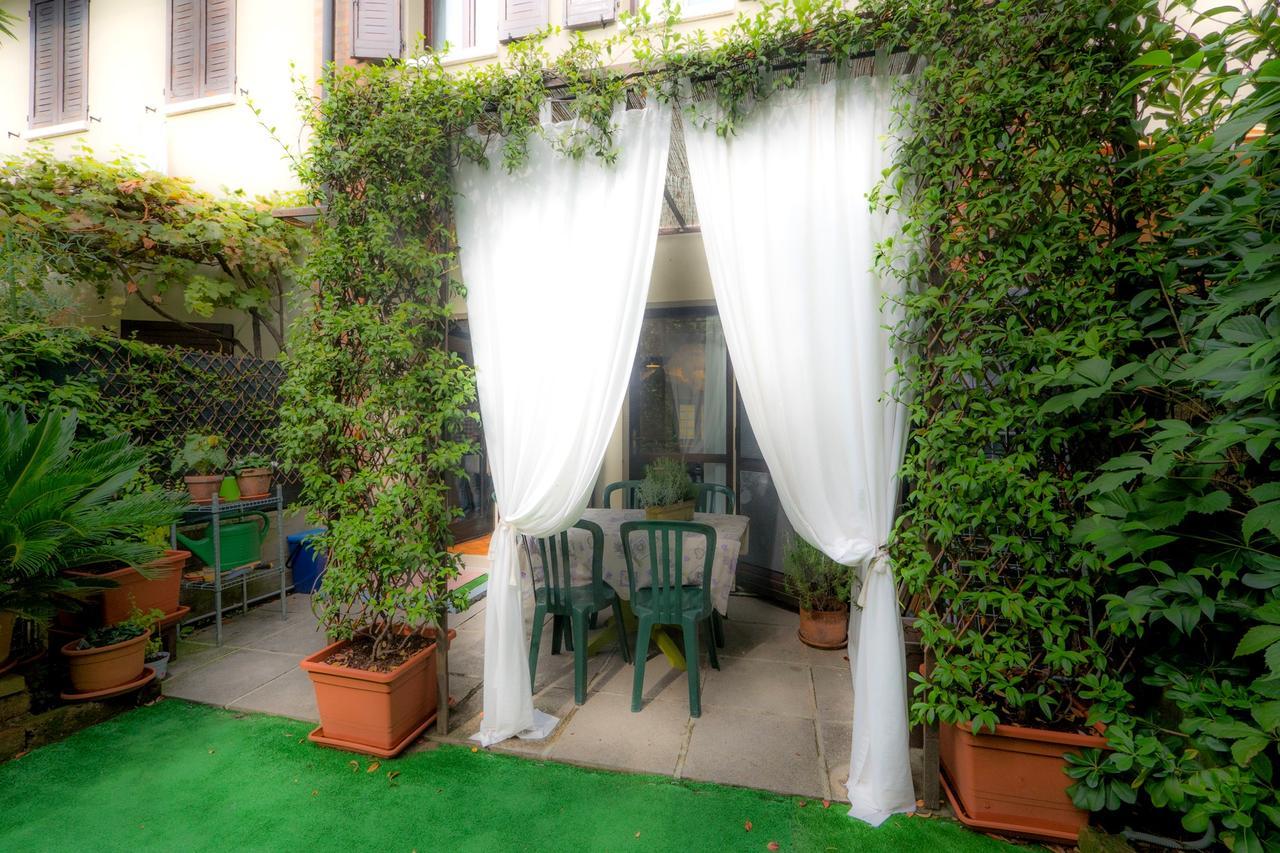 Ferienwohnung Garden Sweet House Desenzano Desenzano del Garda Exterior foto