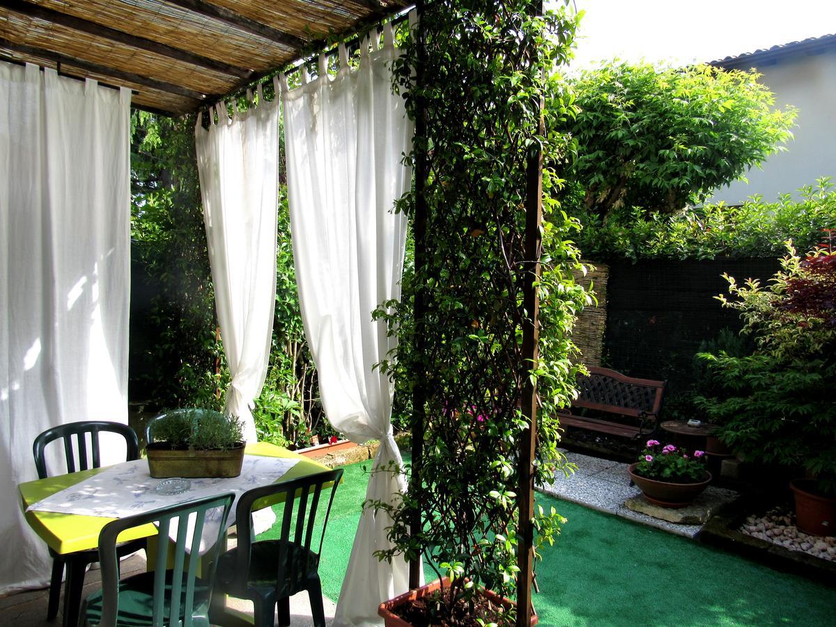 Ferienwohnung Garden Sweet House Desenzano Desenzano del Garda Exterior foto