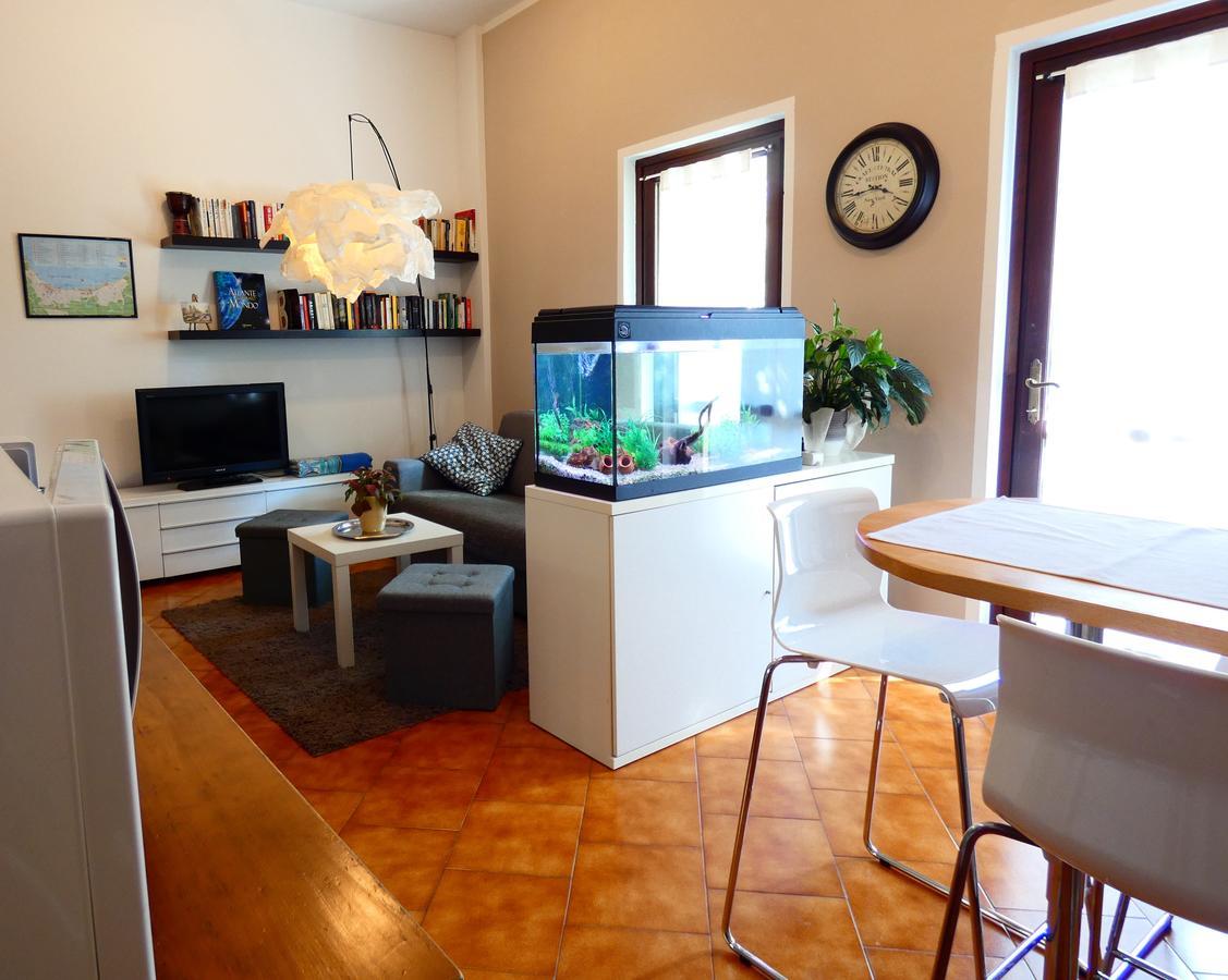 Ferienwohnung Garden Sweet House Desenzano Desenzano del Garda Exterior foto