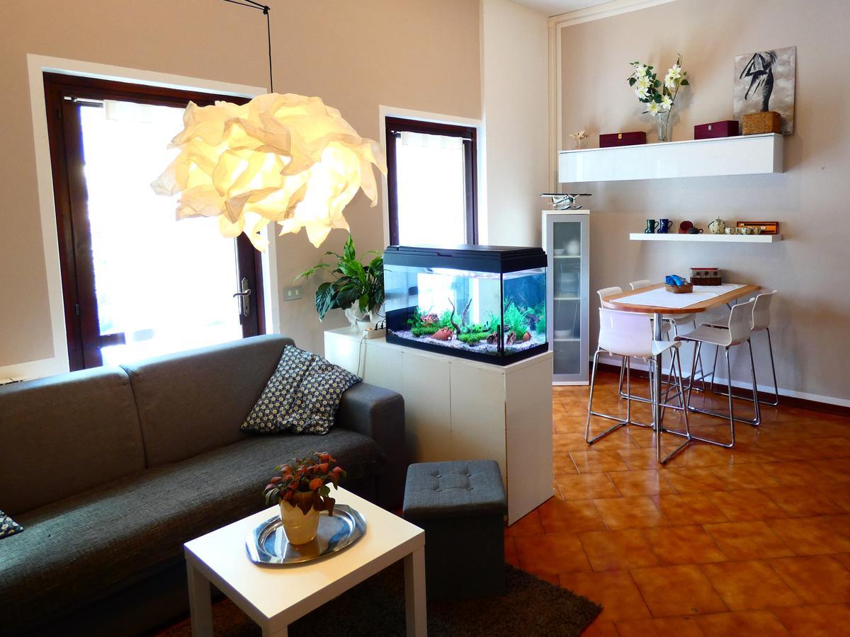 Ferienwohnung Garden Sweet House Desenzano Desenzano del Garda Exterior foto